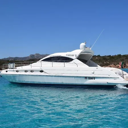 Ama Yacht 보트호텔 포르투로톤도